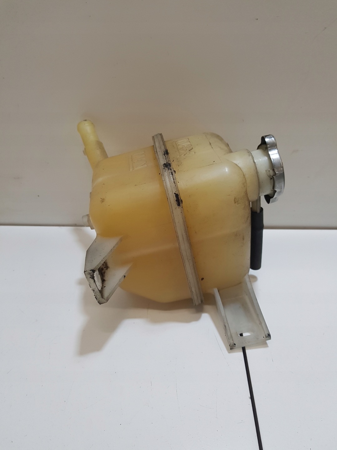 water tank RENAULT KOLEOS 21435JG70A