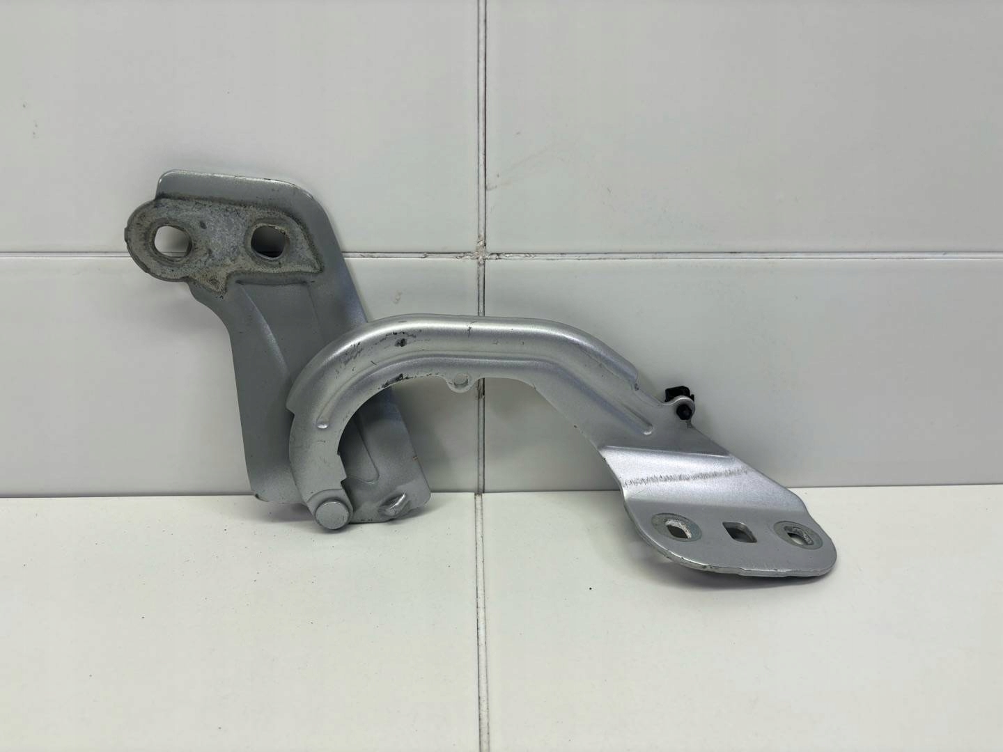 hinge bonnets right side Ford Kuga 2 2016 BM51-A16800-AD