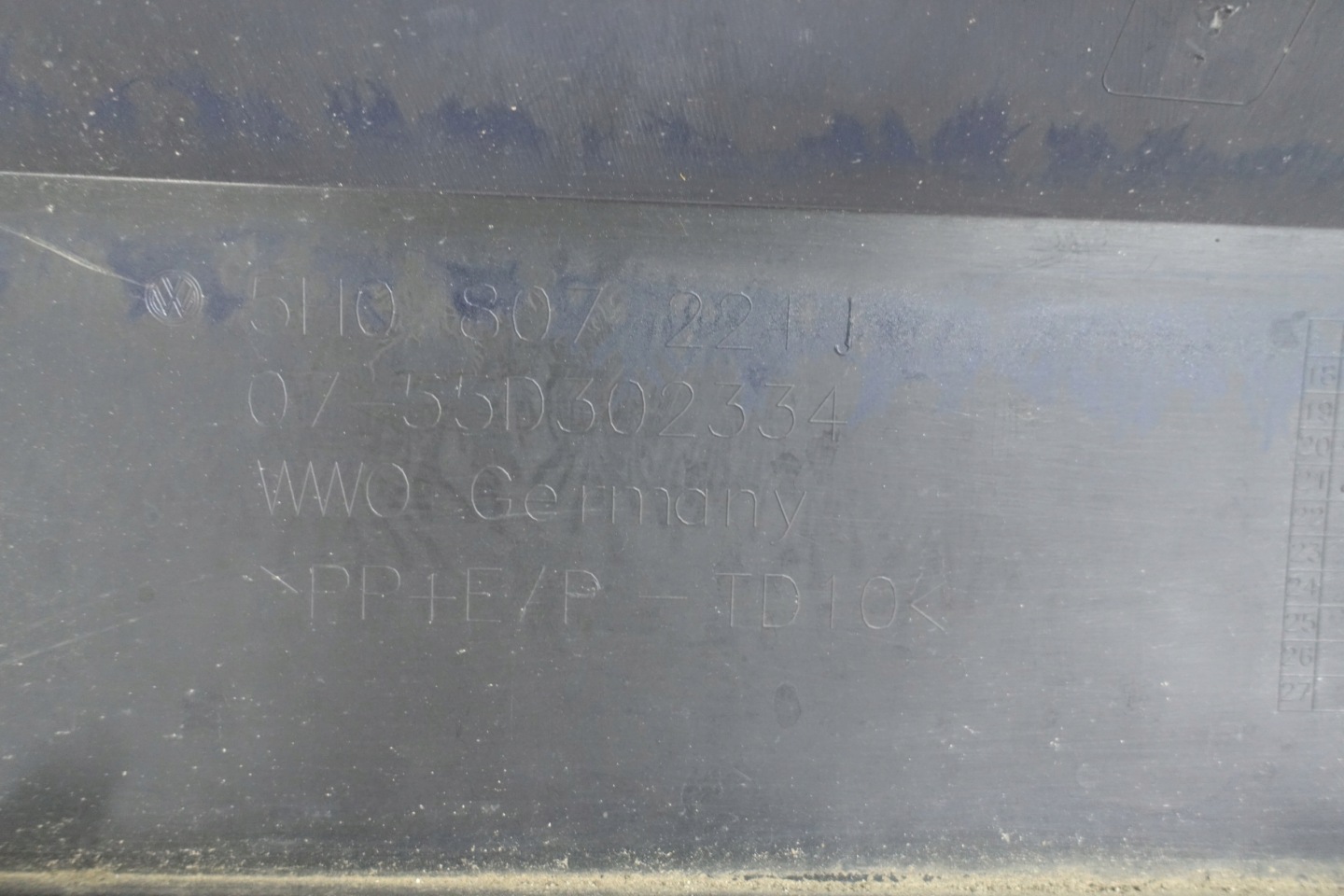 VOLKSWAGEN VW GOLF VIII 8 5H 2019- bumper front front 5H0807221J