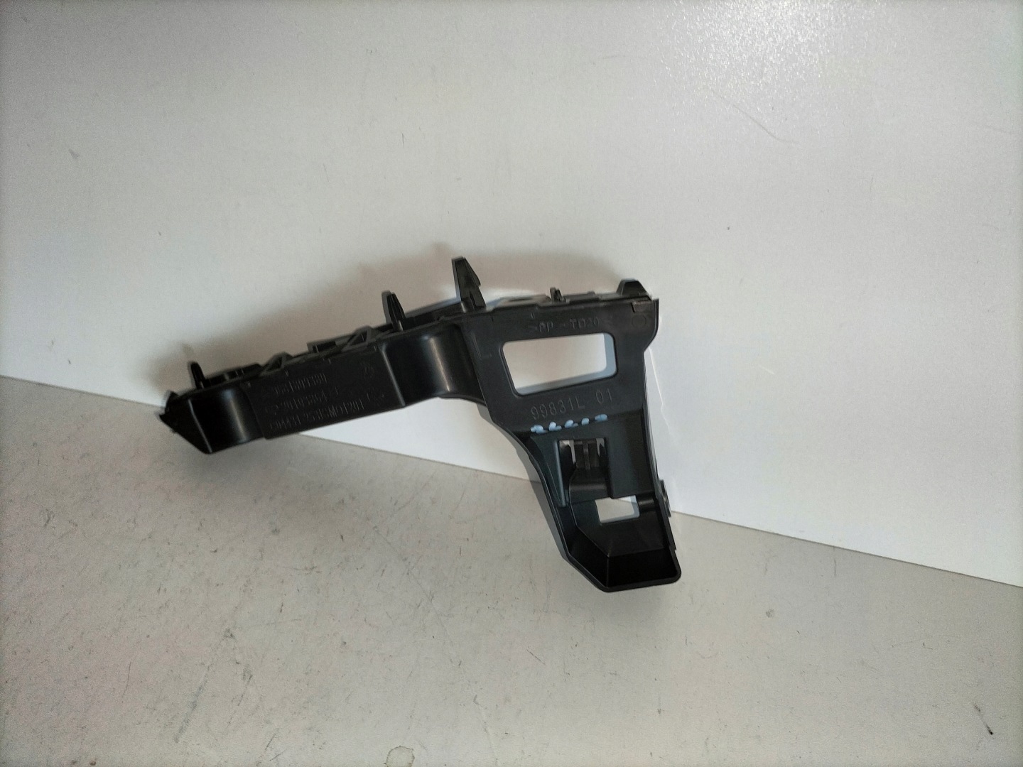 SUPPORT SUPPORT PLAQUE PARE CHOC AVANT GAUCHE CITROEN C3 PICASSO 08