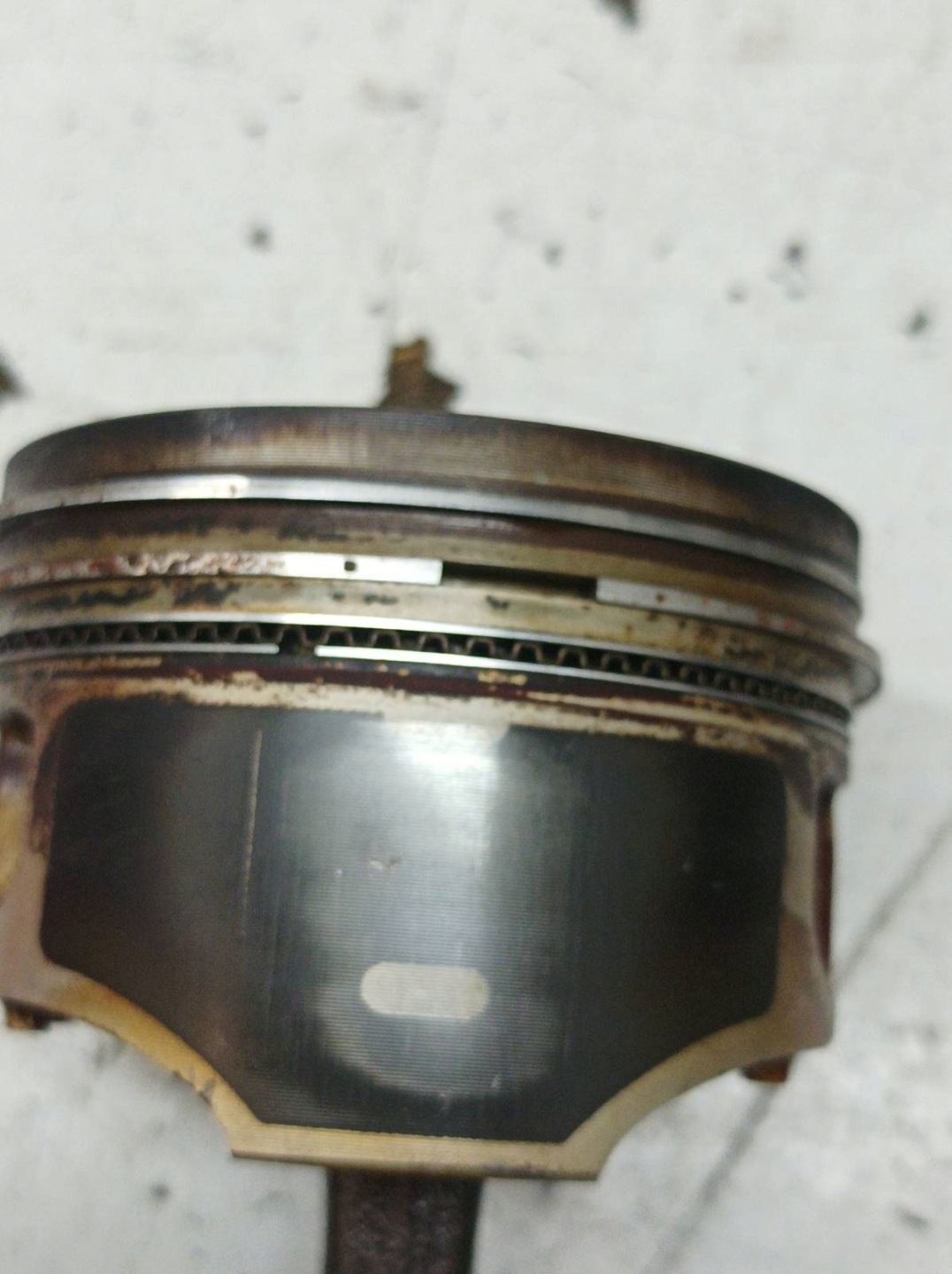 piston 69L34 MAHLE G8031 1.2 TCE Renault Clio III (2005-2014)