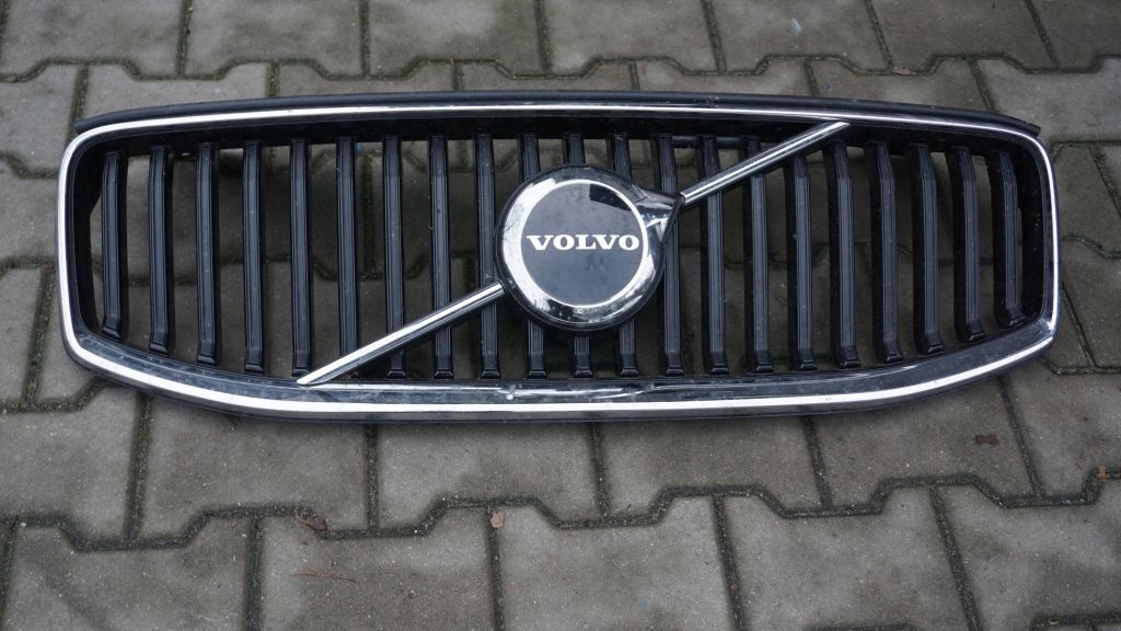 VOLVO XC60 II LIFT - grill grille radiator
