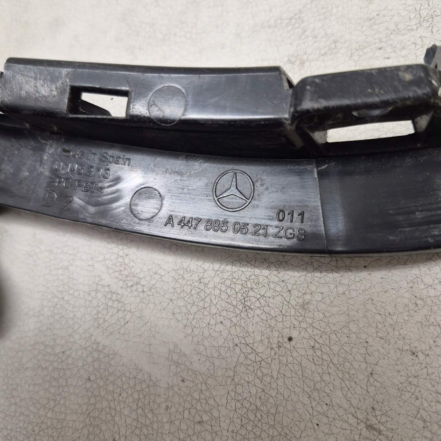 MERCEDES VITO III 3 W447 14-> holder support left front front