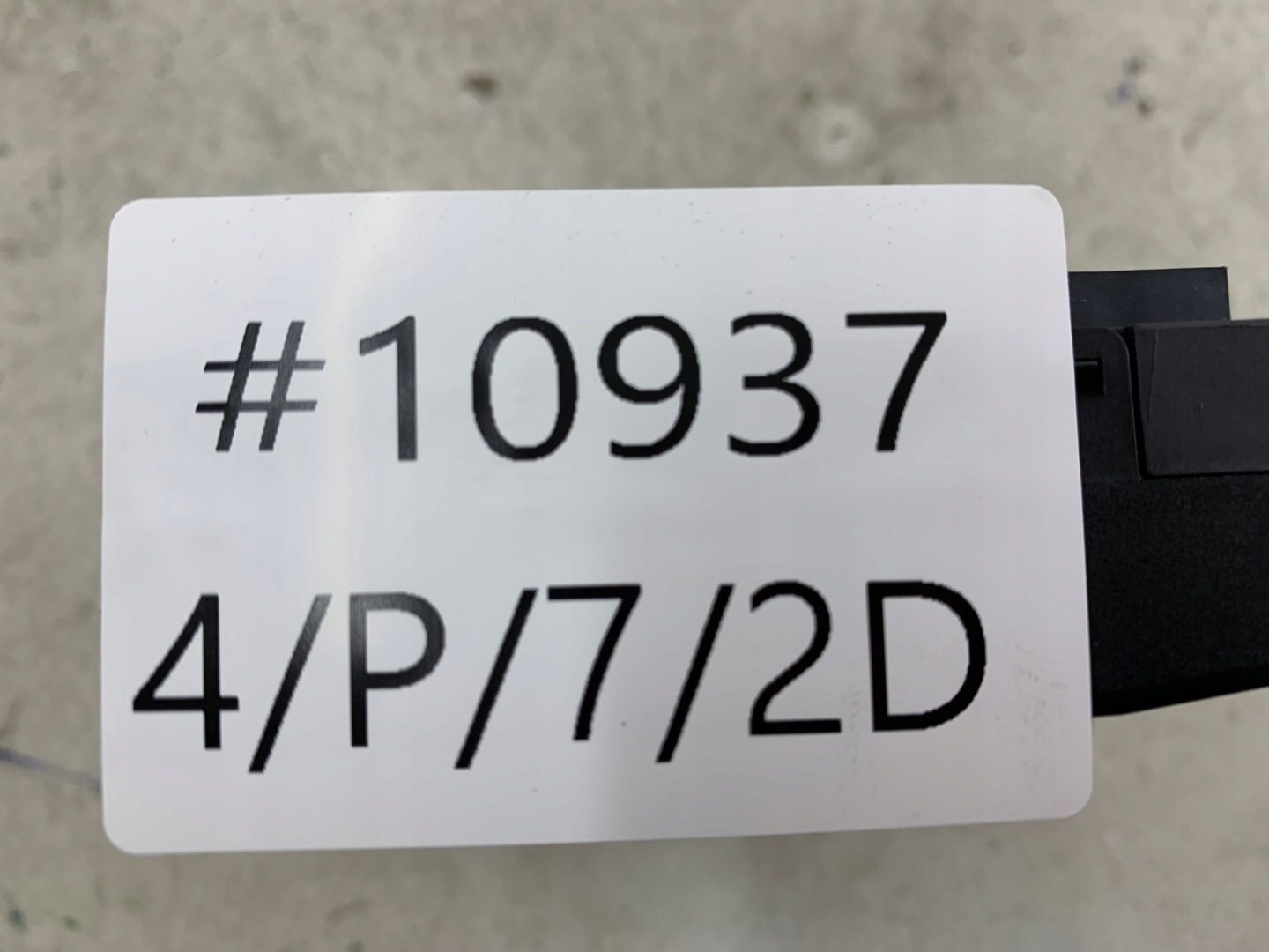 AUDI A6 C6 control unit module door left rear part 4F0959795F