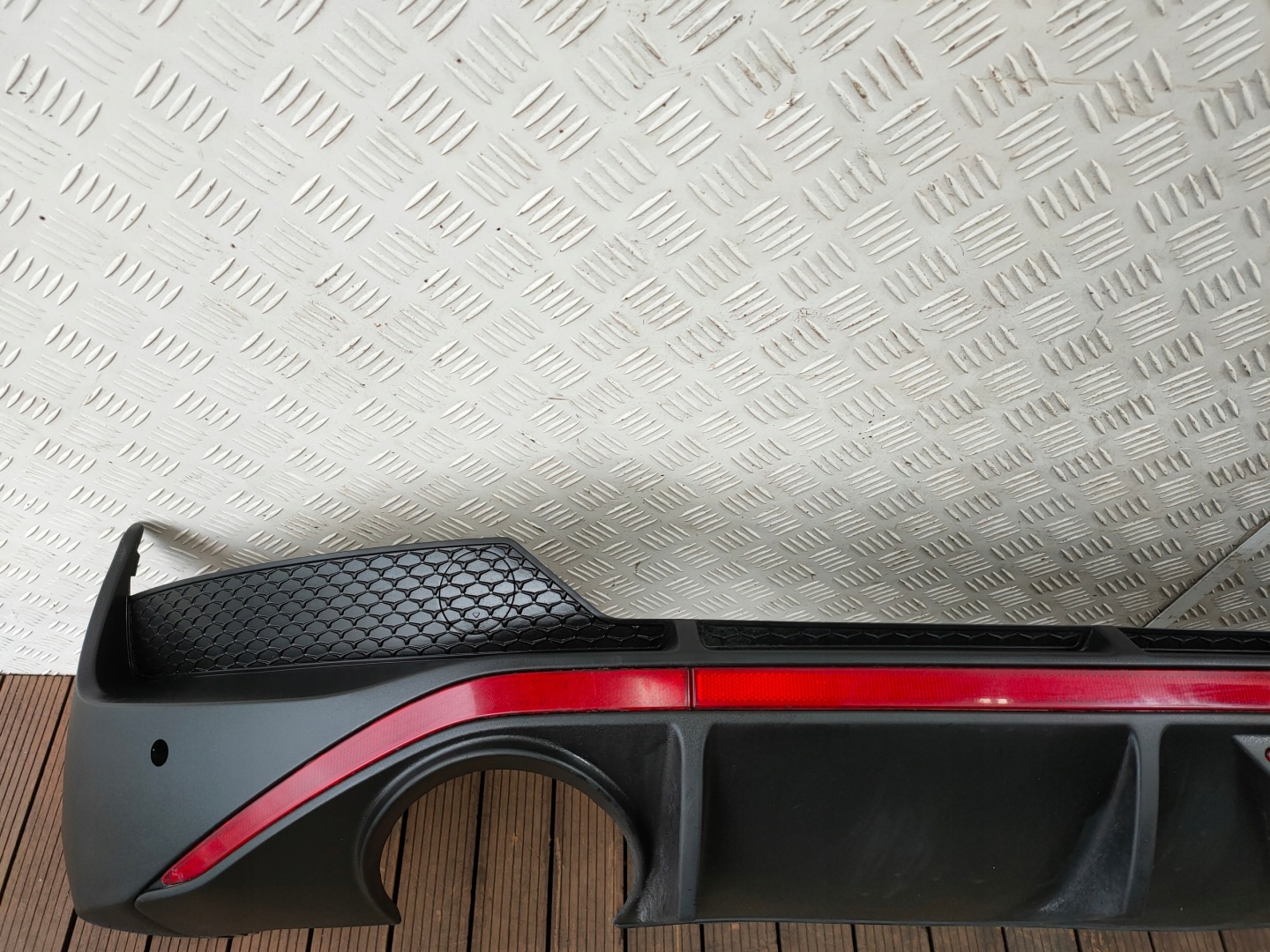 HYUNDAI I30N 16-23 FASTBACK diffuser of a bumper TRZECI STOP light 86612-S0700