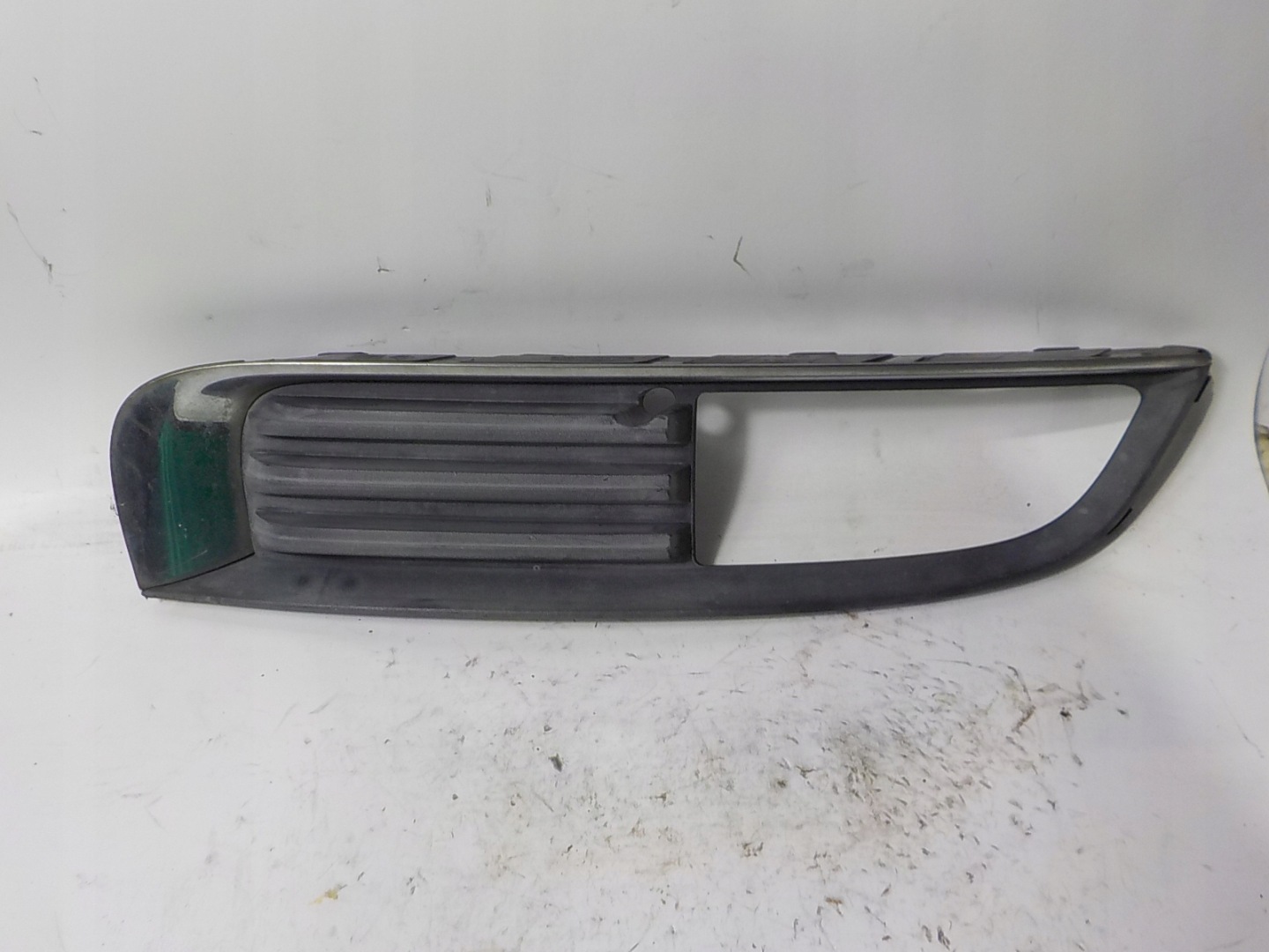 OPEL INSIGNIA A grid grille W bumper right front 551004542