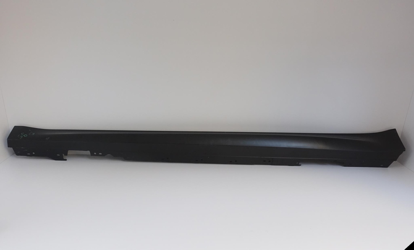 BMW M3 F80 M-POWER sedan moulding threshold left
