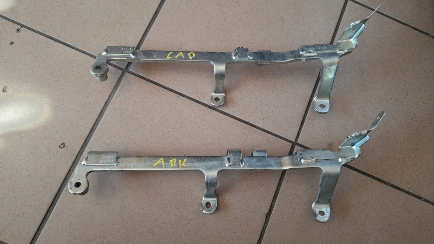 Support plaque Moulage WTRYSKOWEJ RENAULT ARKANA CAPTUR 1.6 E-TECH