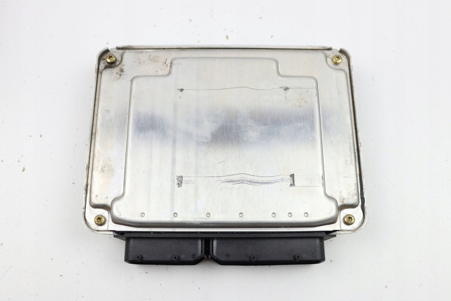 AUDI A4 B6 computer control unit module of the engine 1.9 TDI 038906019GG 0281010813