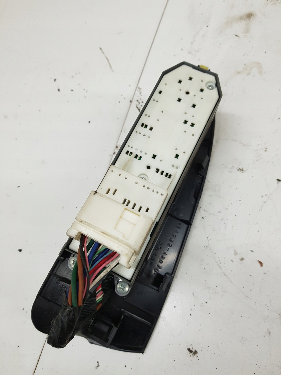 panel ovládání okna TOYOTA RAV4 3