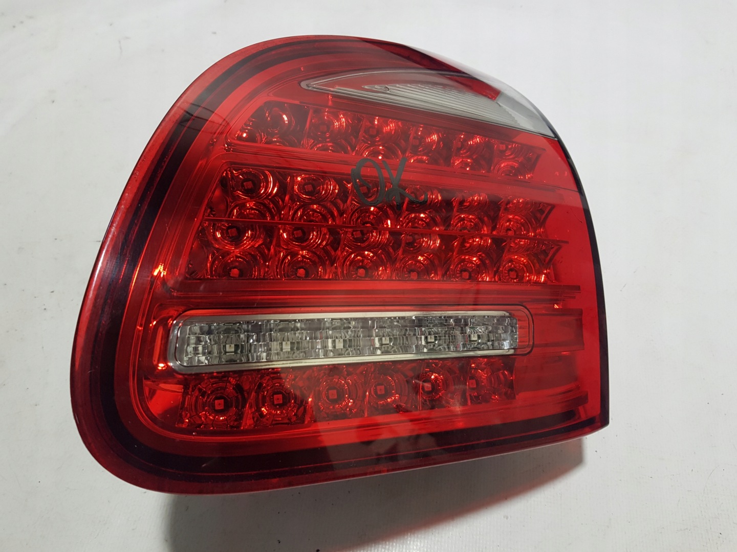 light right rear part rear bonnet PORSCHE CAYENNE 7P5 7P 7P5945094K