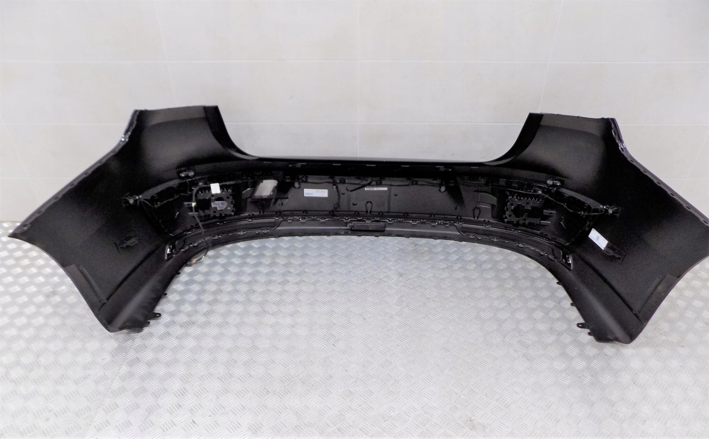 BMW 7 G70 bumper rear rear part 6 PDC 475