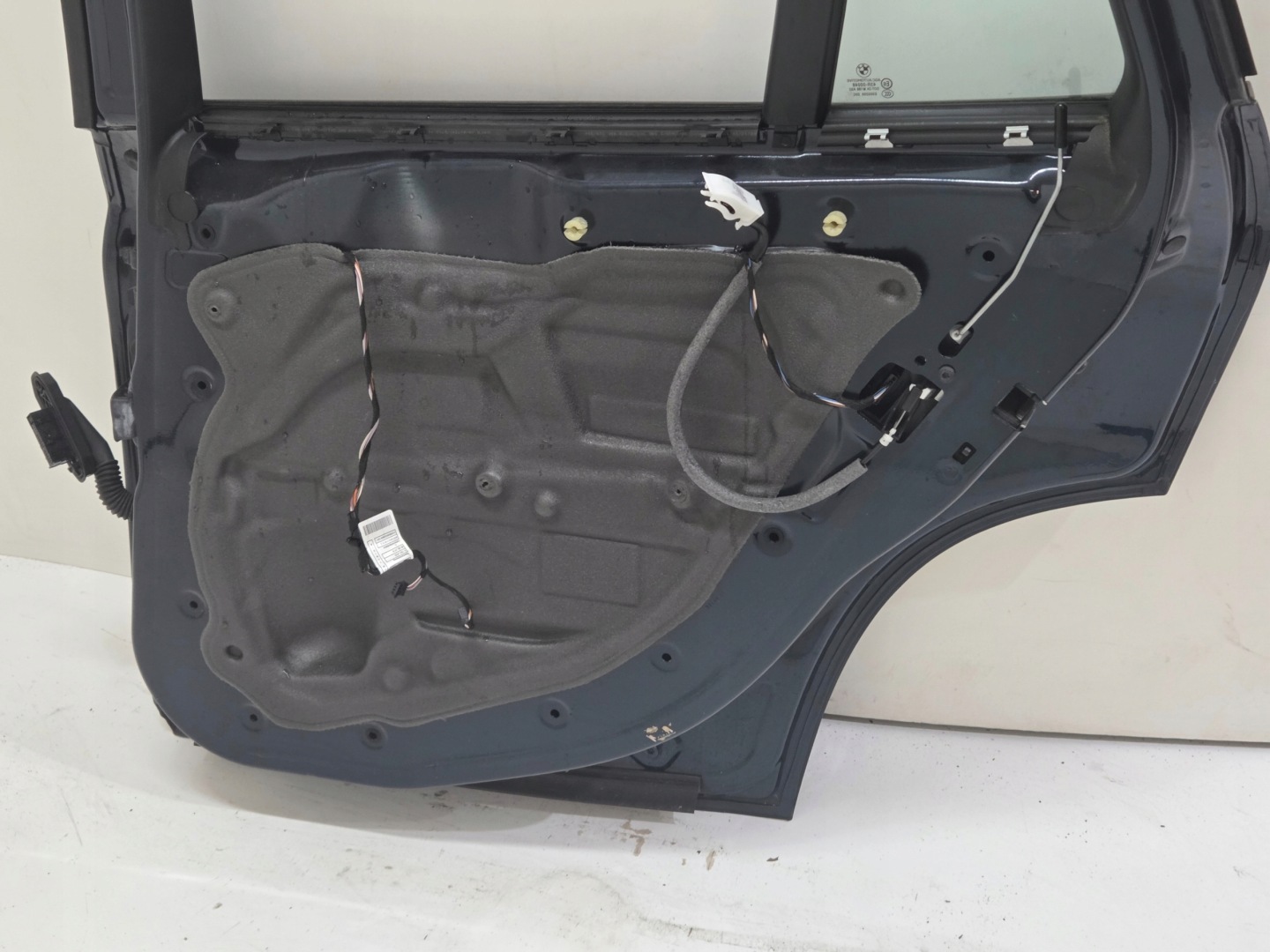 door right rear. BMW X1 E84 B38