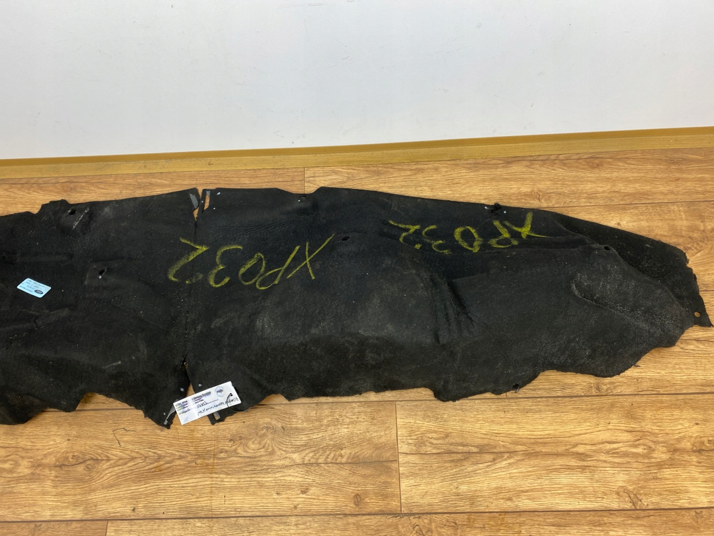 mudguard rear. left Ford Mustang VI 2015+