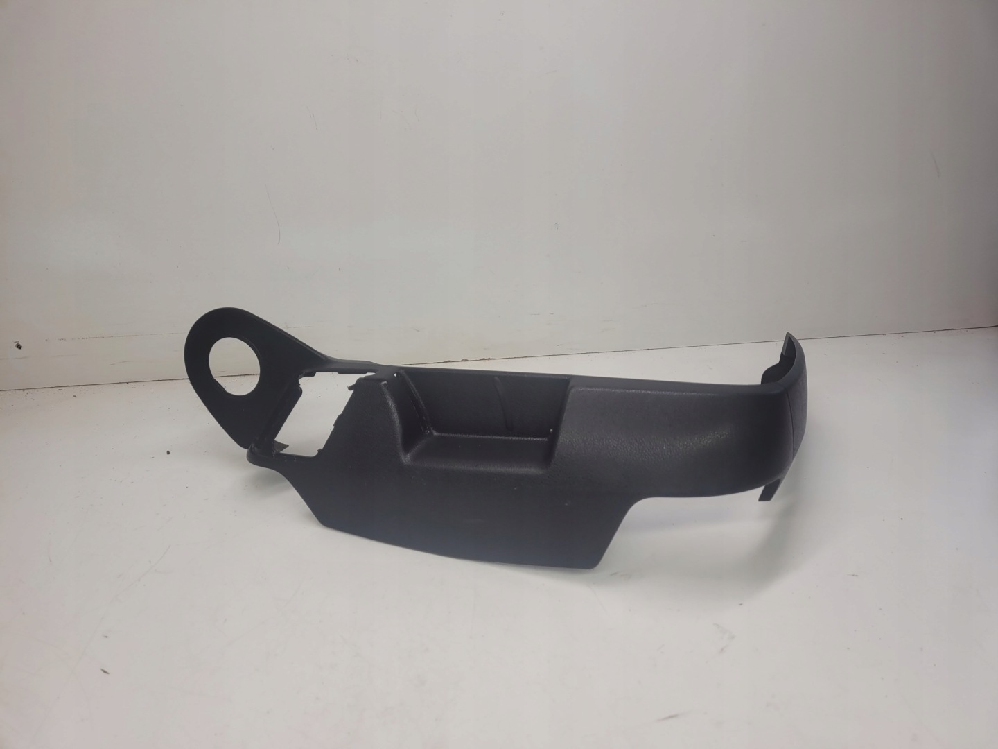 BLENDE ABDECKUNG VERSCHLUSSSTOPFEN SITZ RECHTS AUDI Q7 4L 4L0881326