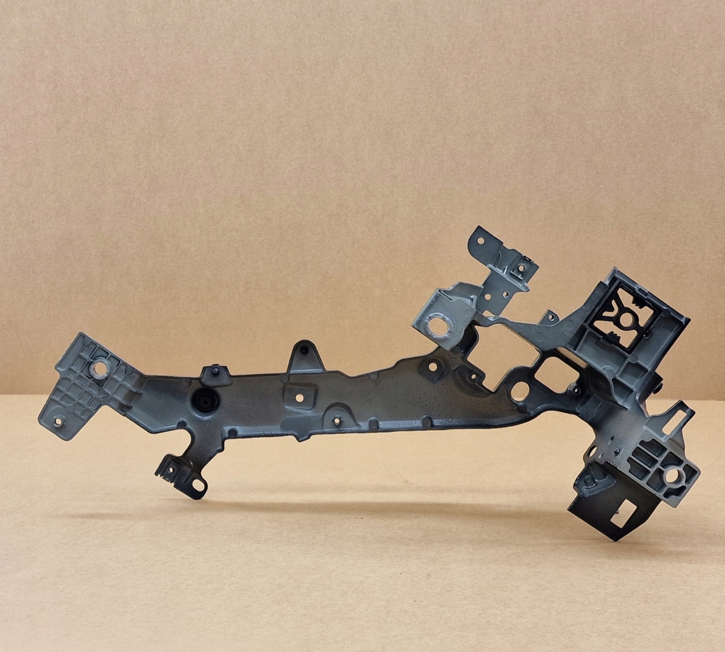left OKULAR console supports of the front POLESTAR 2