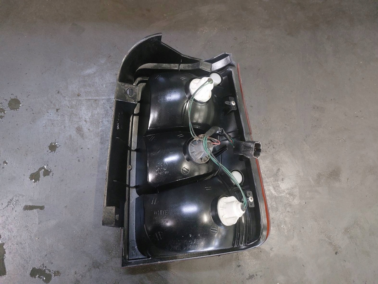 light left rear part + right rear part KIA JOICE and