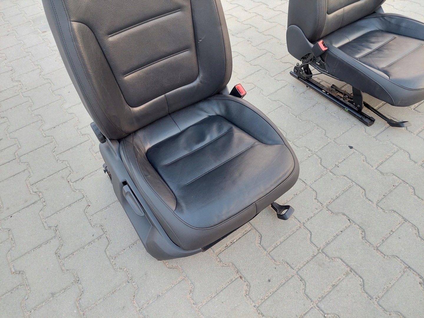 seat front front GRZANY right + airbag complete VW TOUAREG II 2 7P