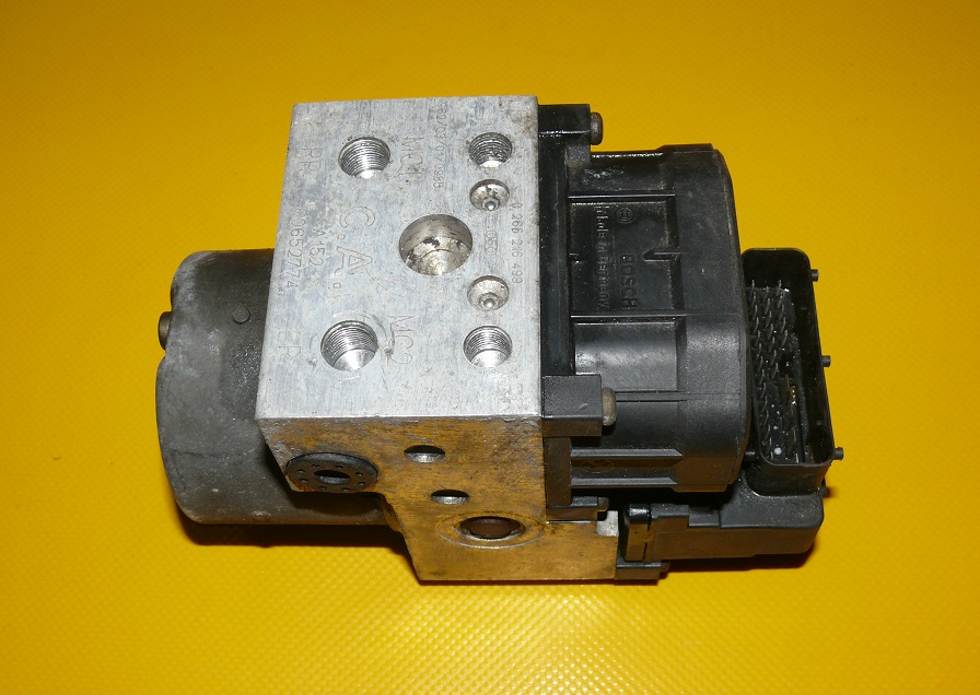 pump ABS control unit ALFA ROMEO 166 3.0 V6 226KM 60652774 0265216499