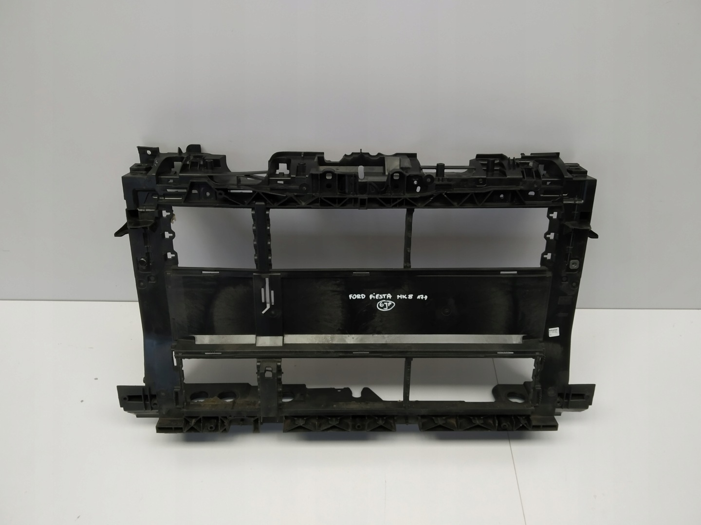 2017r + Fiesta VIII Mk8 mk 8 pillar iron front body wall original