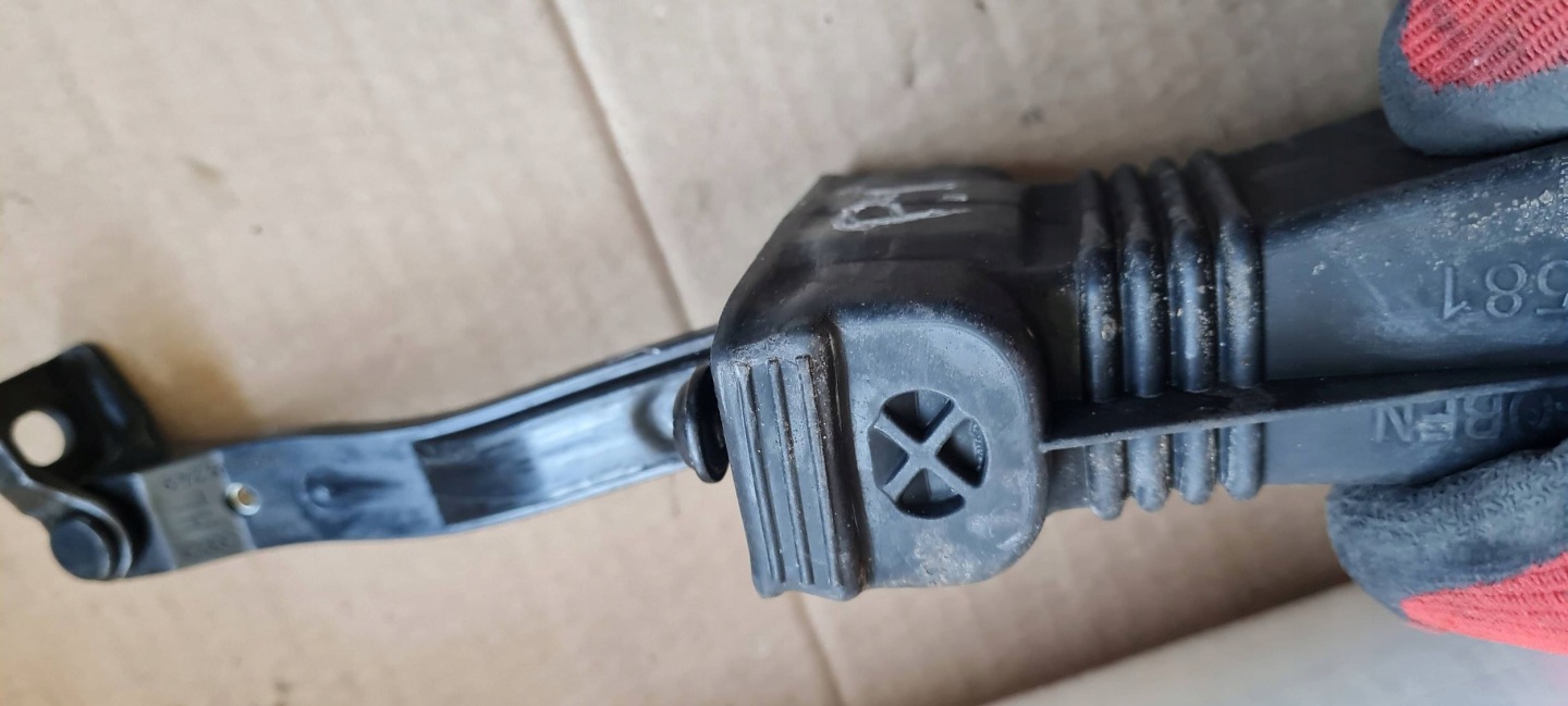 A6 C8 4K limiter door left front rear part 4K0839249