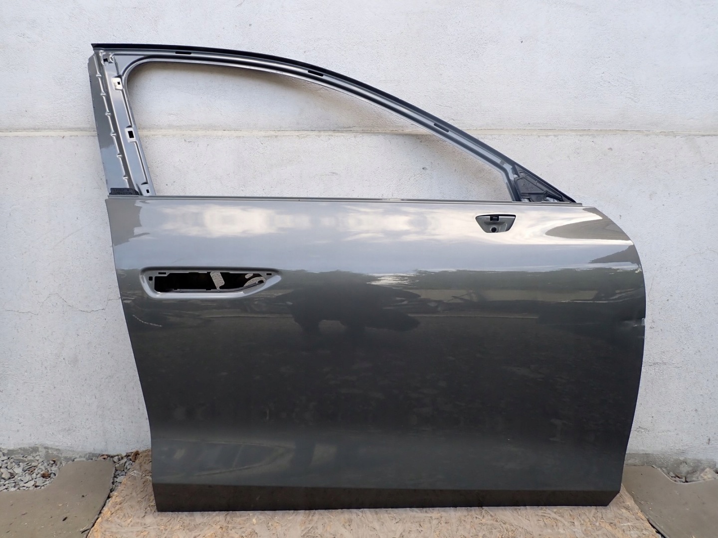 door right front right front AUDI A6 4P C9 2025- 4P0831052A