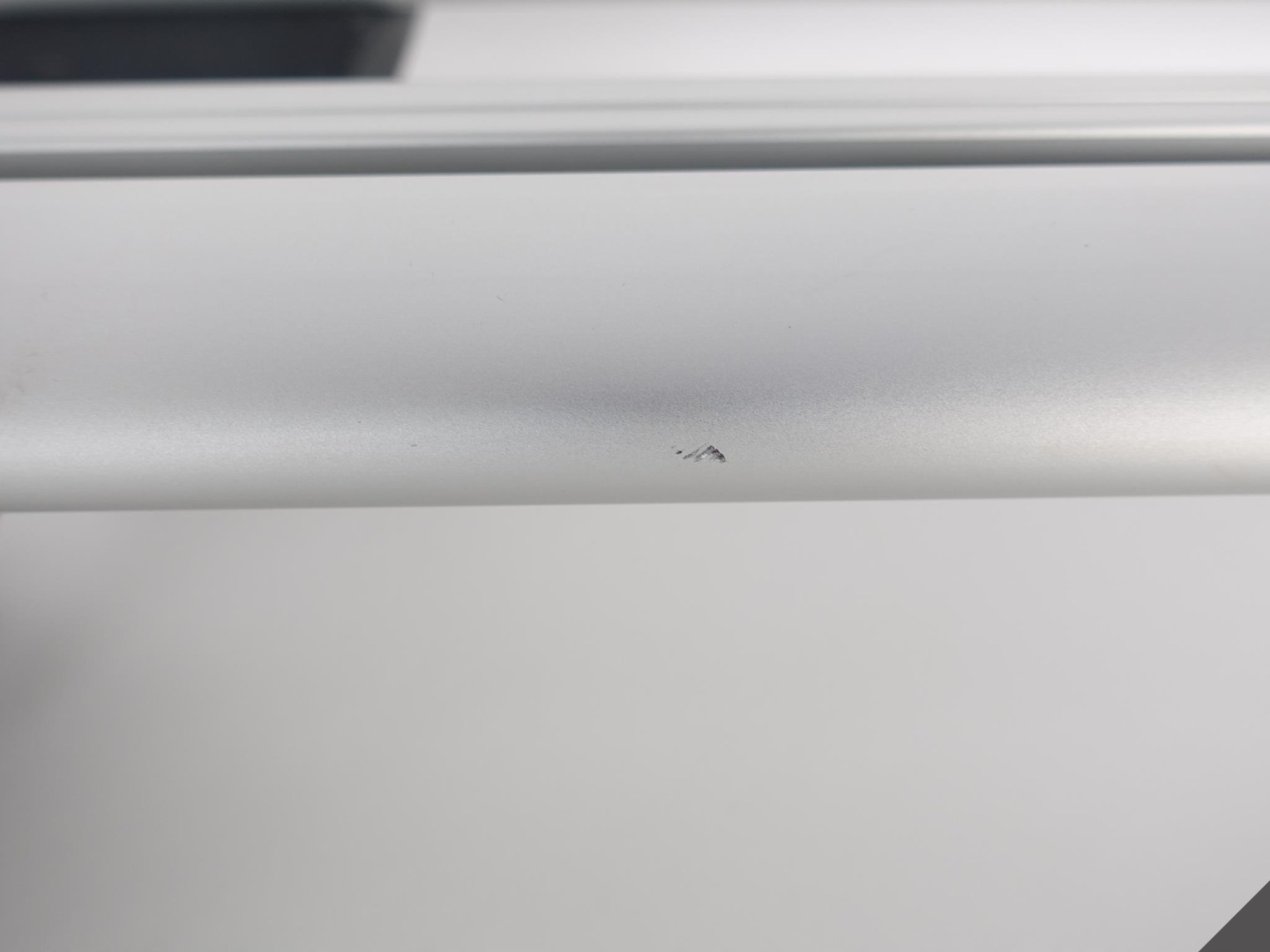 AUDI Q8 SQ8 RSQ8 4M8 18- Dachreling HECKKLAPPE dach