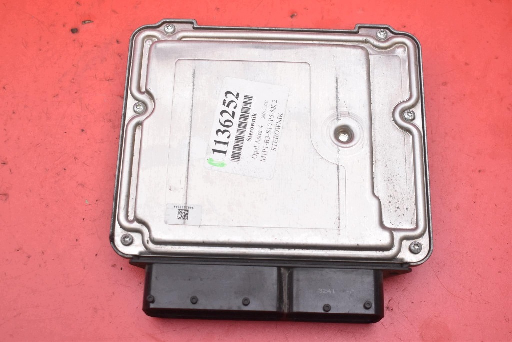 control unit computer of the engine 55577674AATK OPEL ASTRA 4 IV J 2.0 CDTI 160 KM