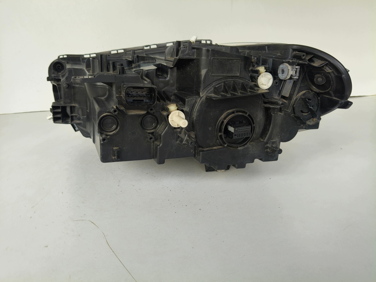 light right REFLEKTOR BMW X1 F48 15- FULL LED