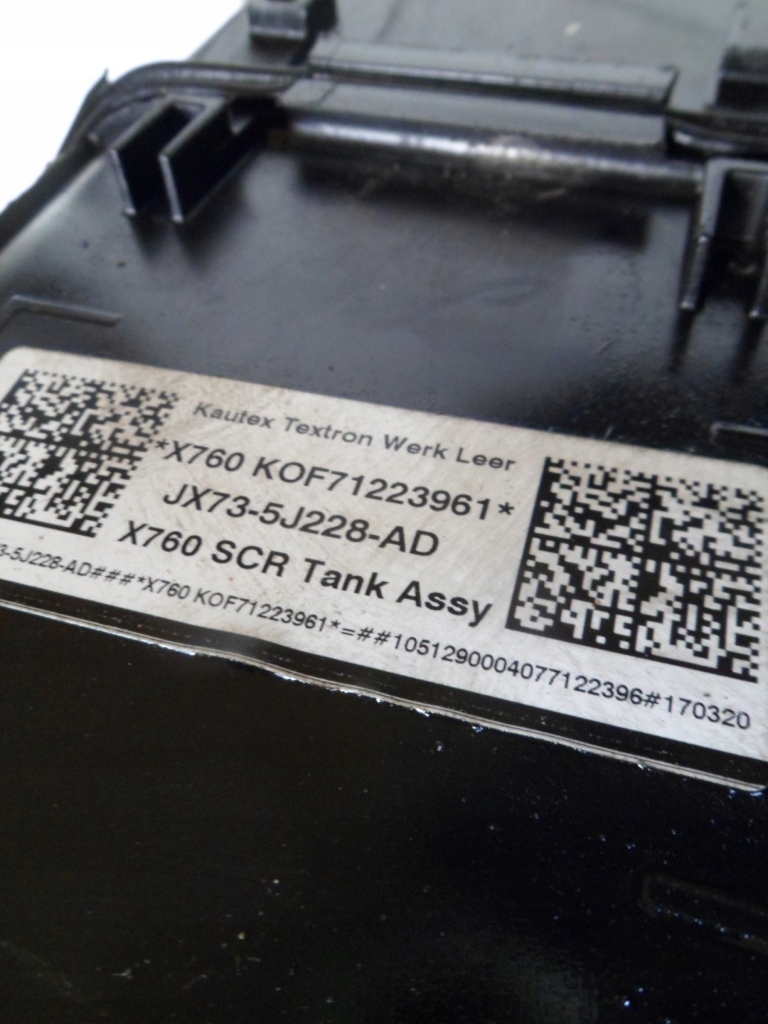 JAGUAR XF Behälter ADBLUE JX73-5J228-AD