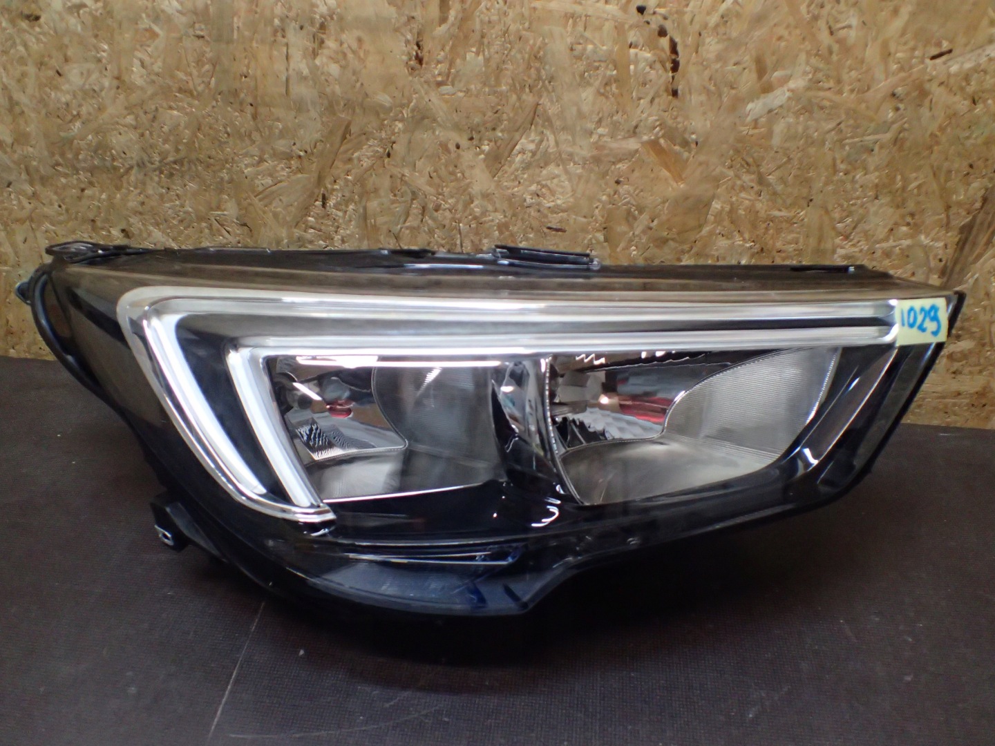 LIGHT FRONT RIGHT OPEL CROSSLAND X LED 13467968