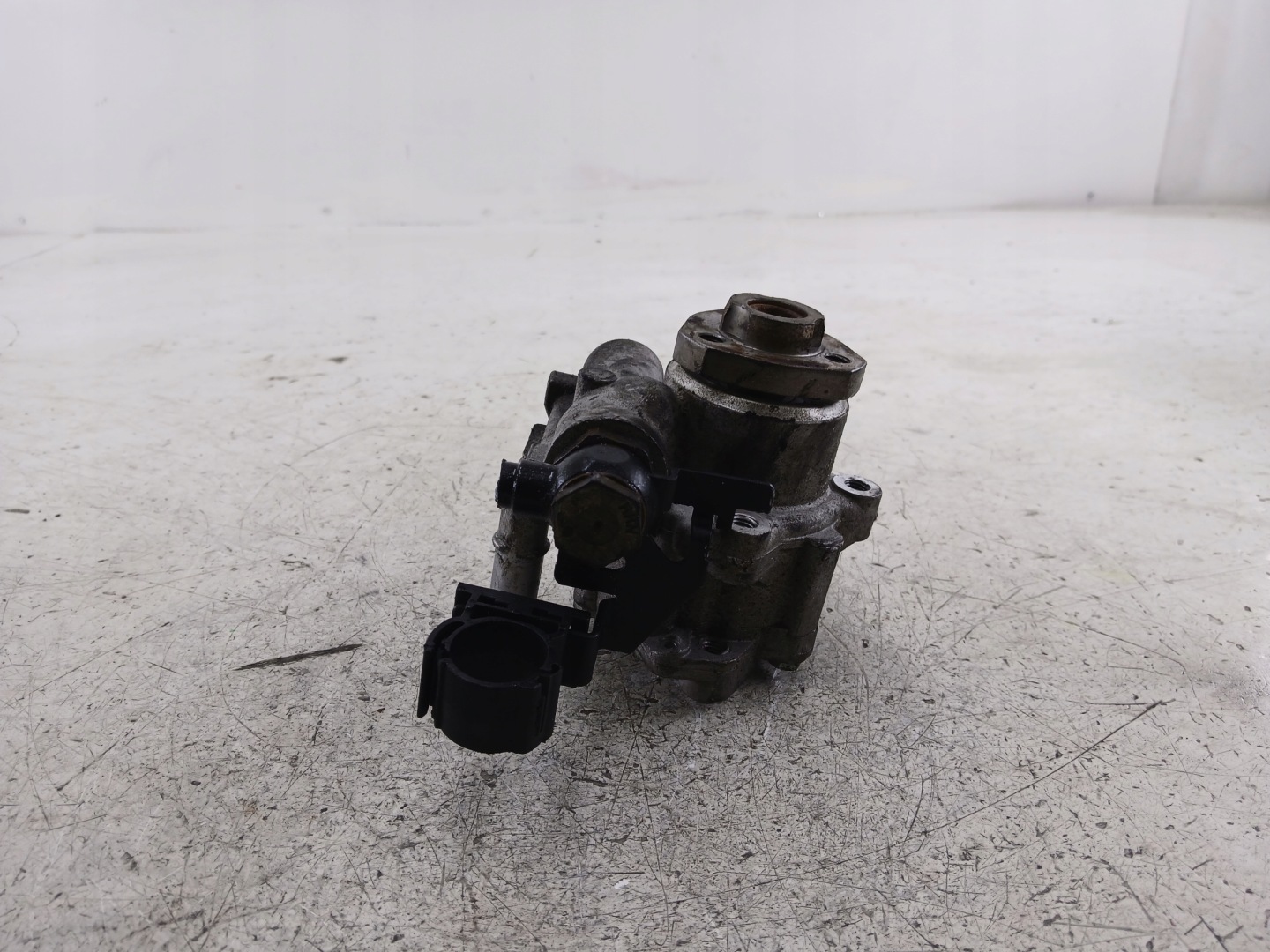 VW GOLF IV 1.9 TDI servo pump 90 BAR