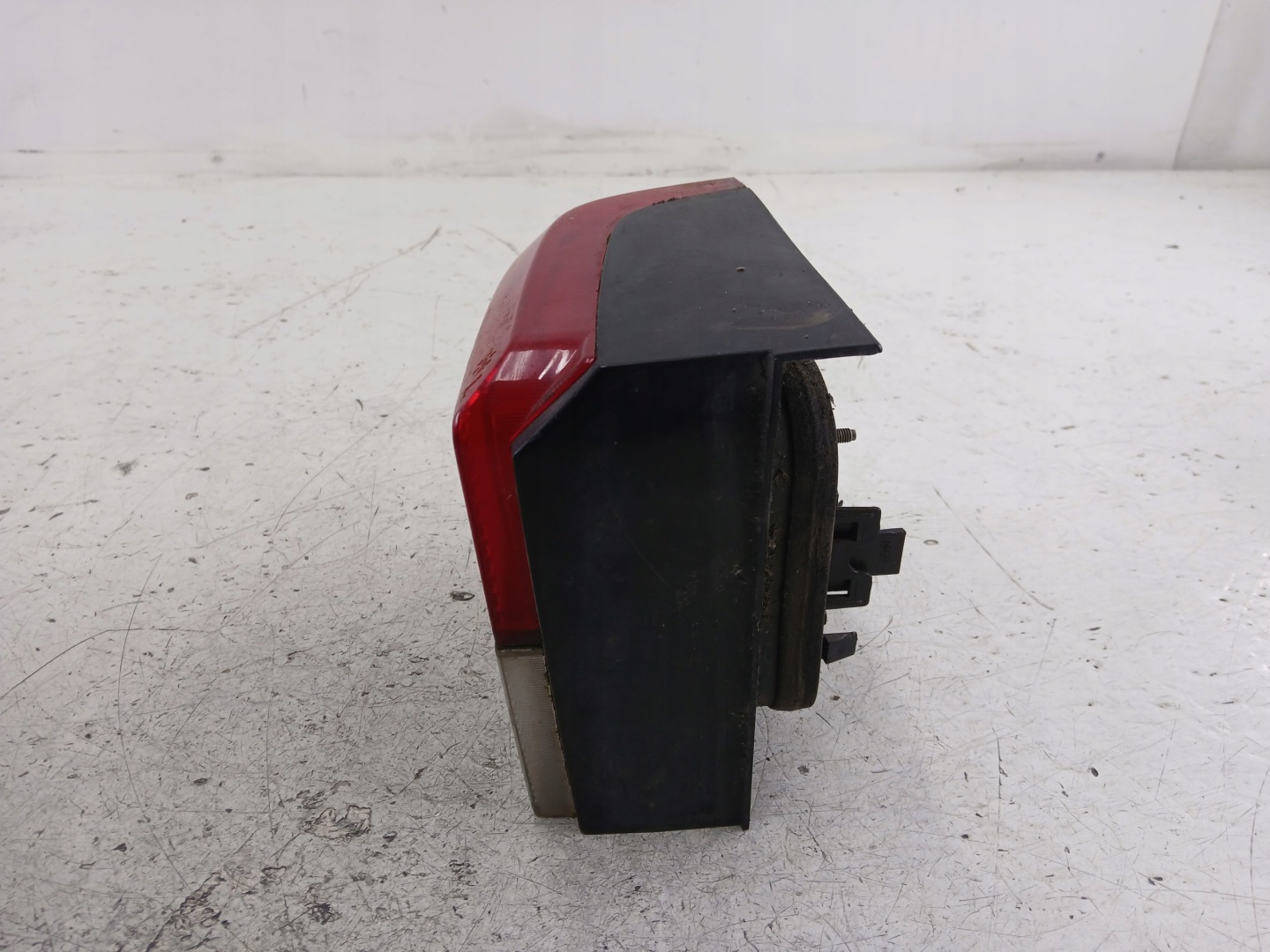 VW T4 TRANSPORTER IV light left rear part