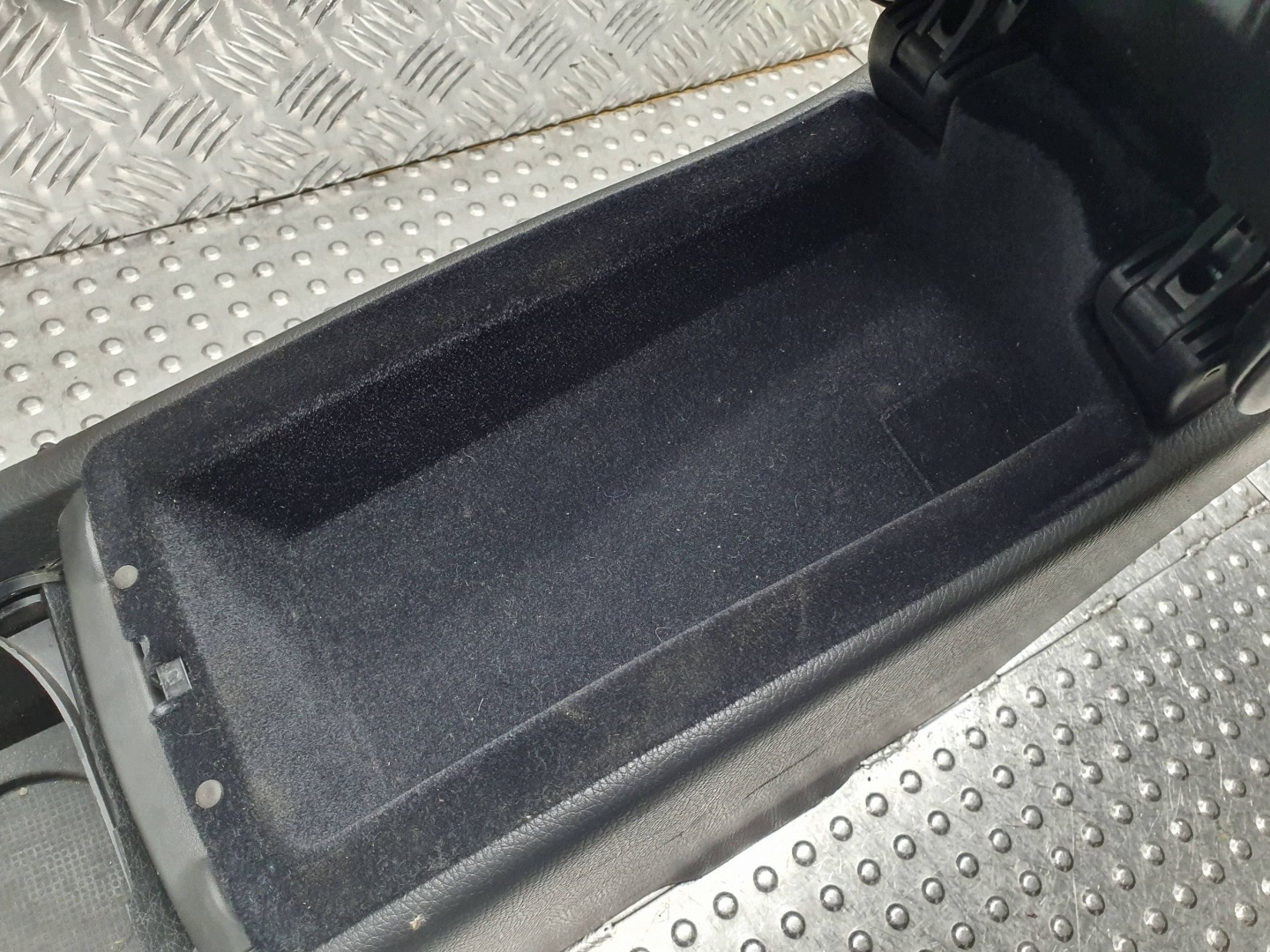 TUNEL central console armrest MERCEDES W203