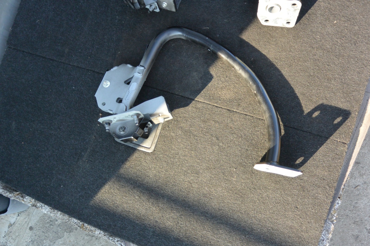 hinges bonnet boot MASERATI GHIBLI III KOMPLET