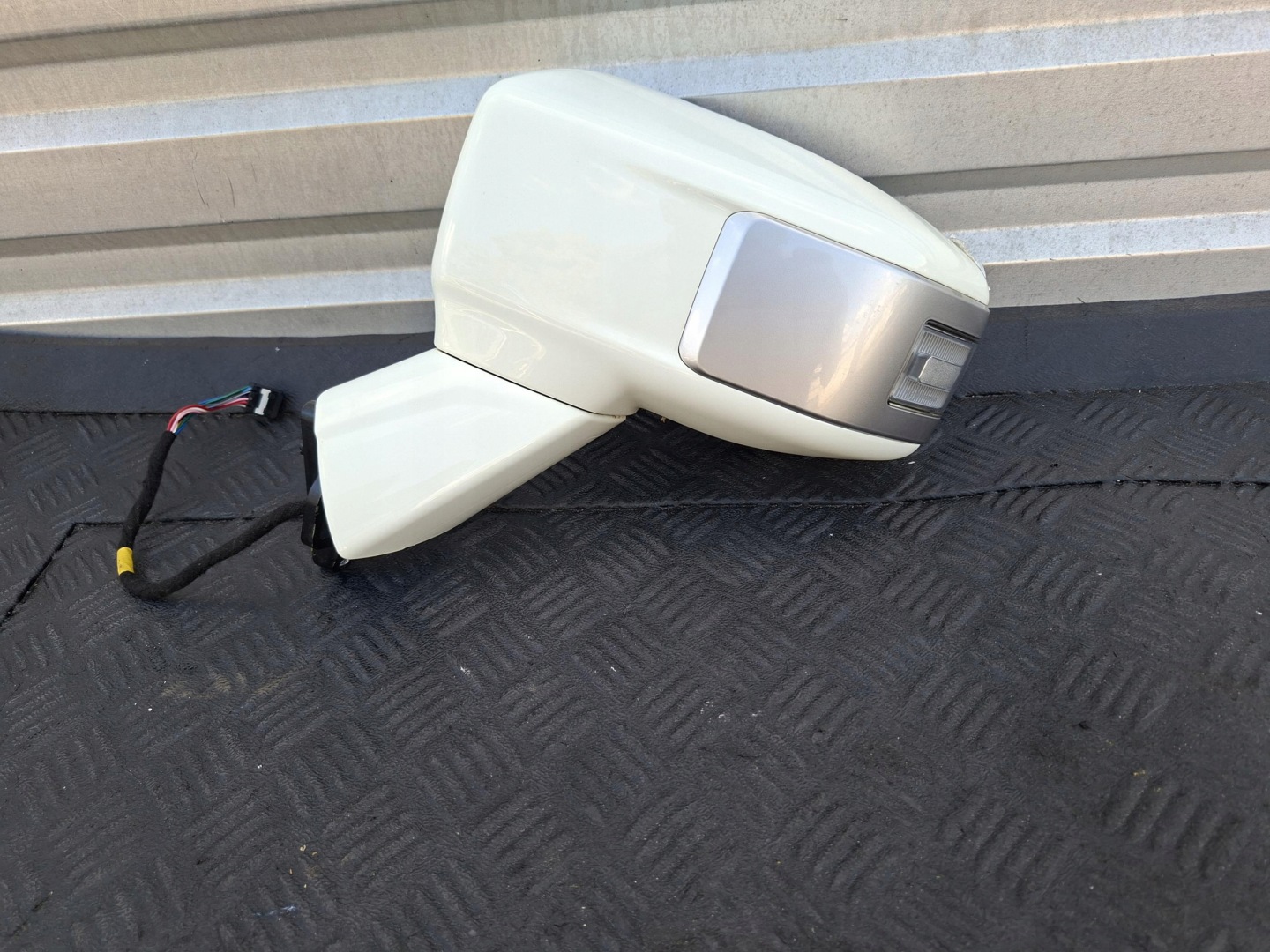 mirror left 11 PIN complete SSANGYONG KGM TORRES EVX WAA