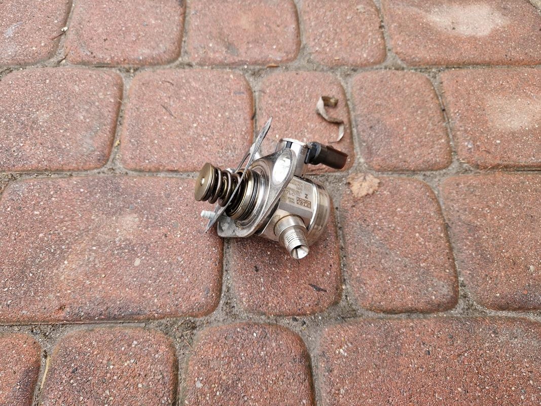 feed pump 2.0T Opel Insignia B 12672144