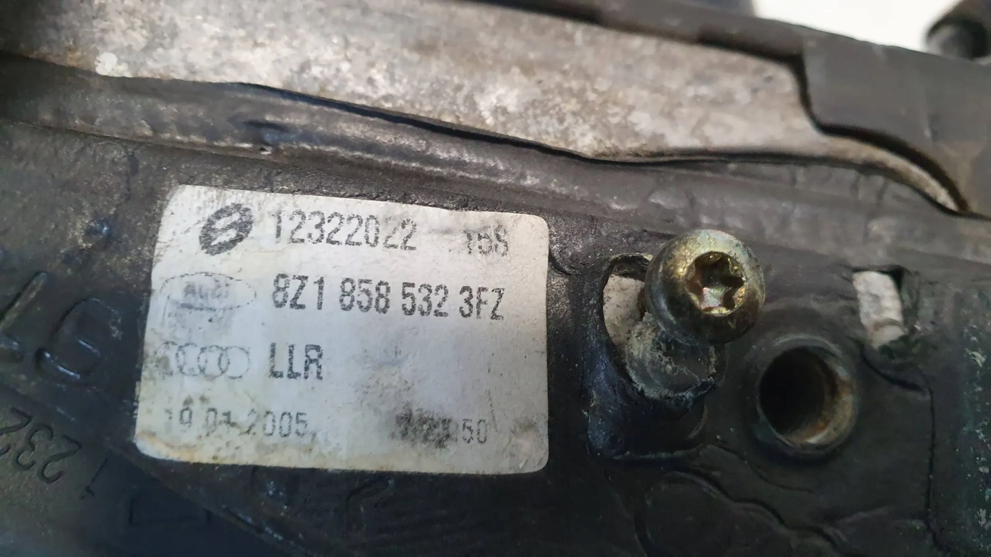 SPIEGEL RECHTS 8Z1858532 AUDI A2 99