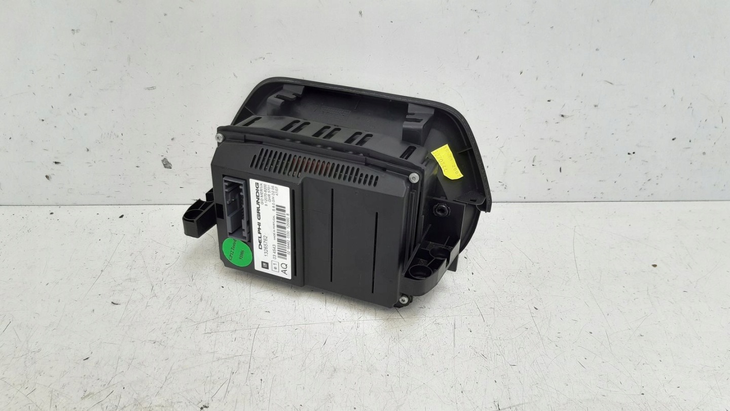 Radio display Opel Meriva A 1,6 16V