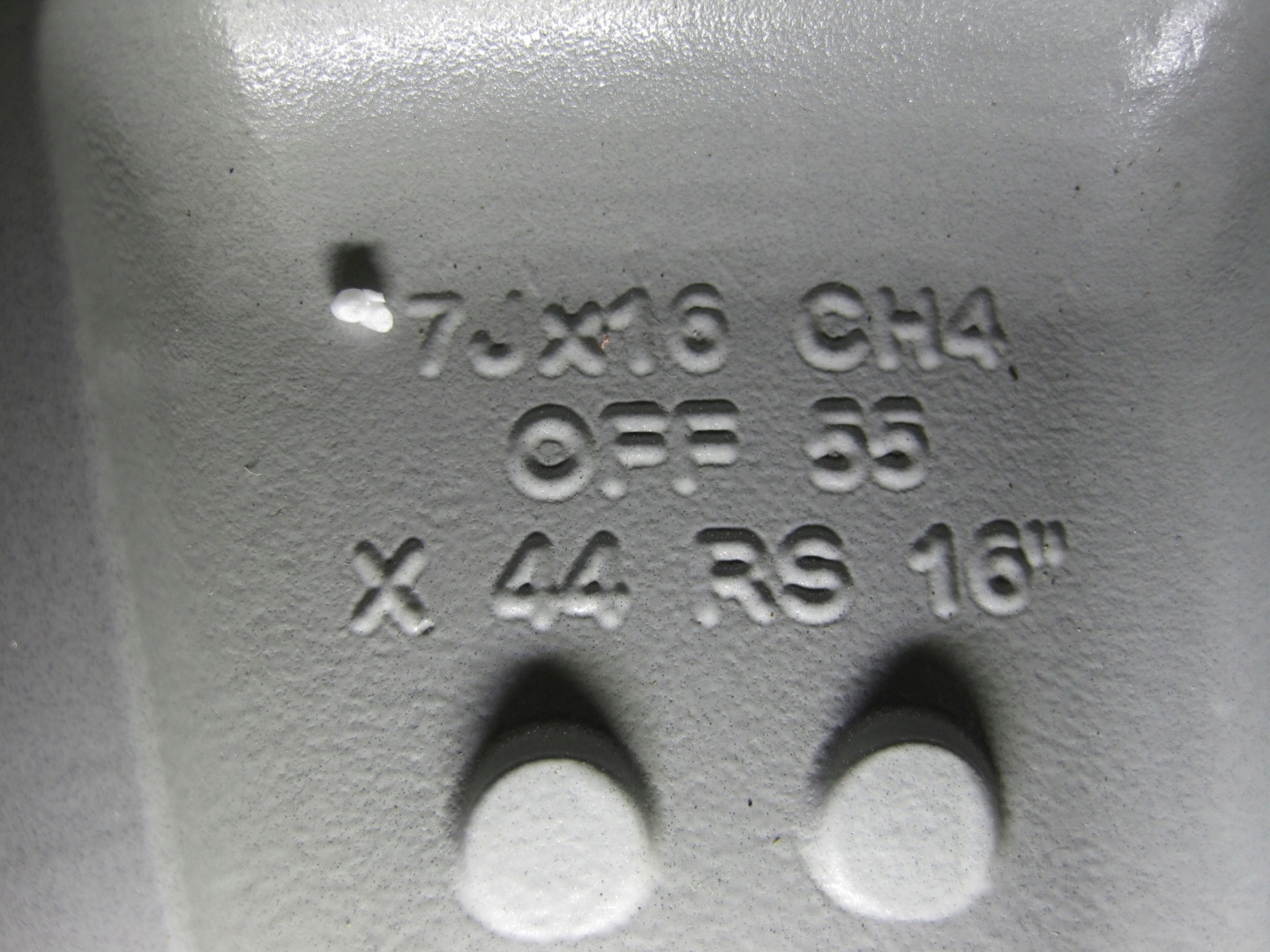 disk hliníkový RENAULT TWINGO II 8200681855 R16