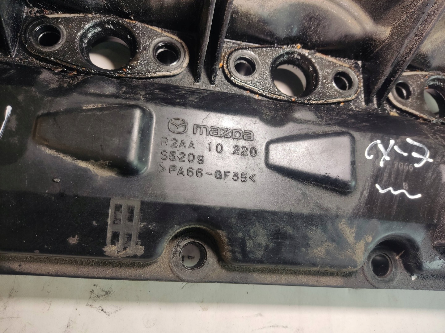 Abdeckung der Ventile MAZDA CX-7 LIFT 2.2D 2010