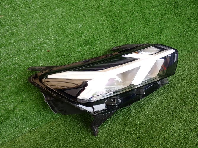 DACIA SANDERO III LOGAN III JOGER 20- reflektor right light right
