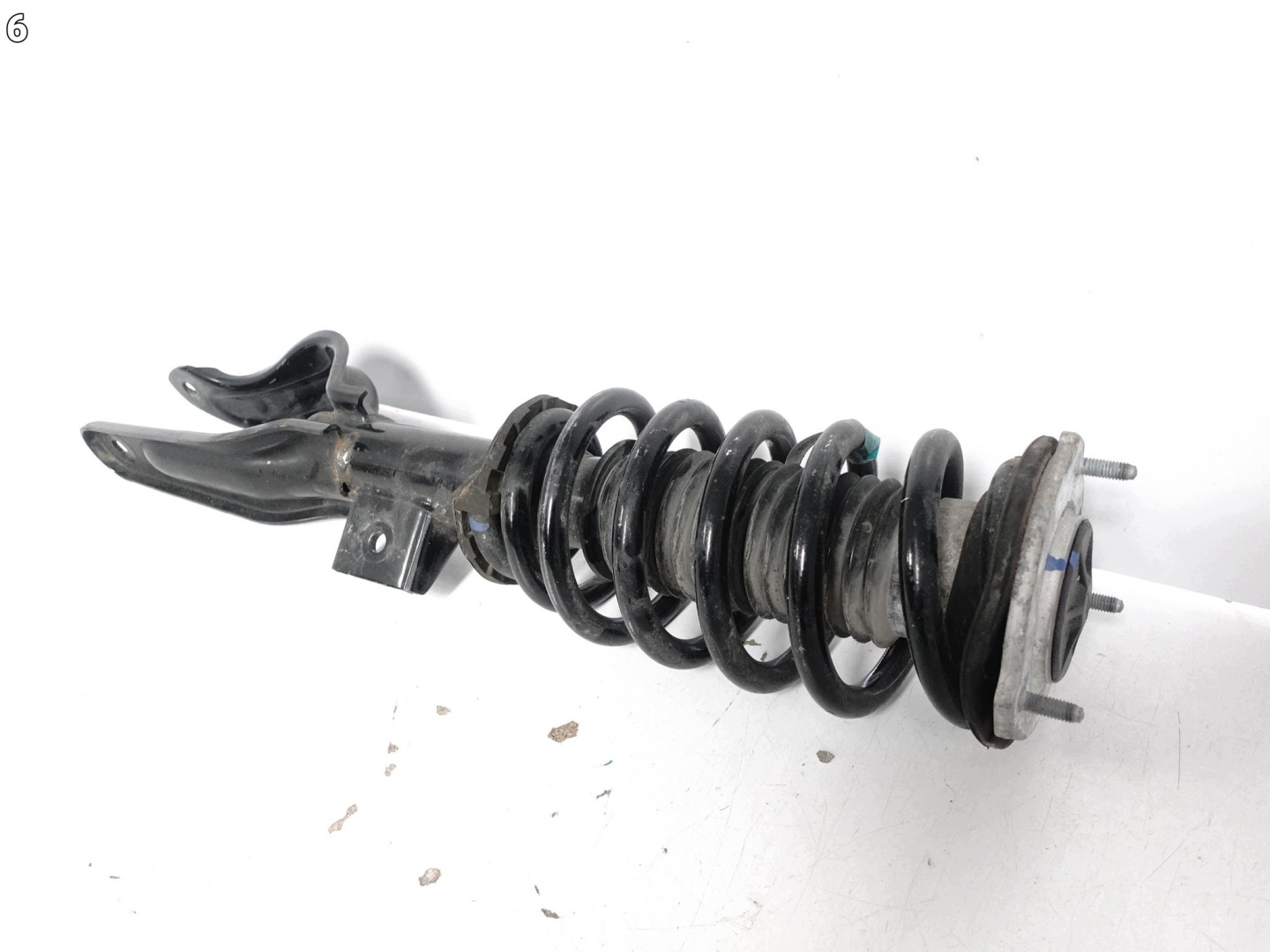 TESLA MODEL Y 20-25 shock absorber sususpension spring front right original