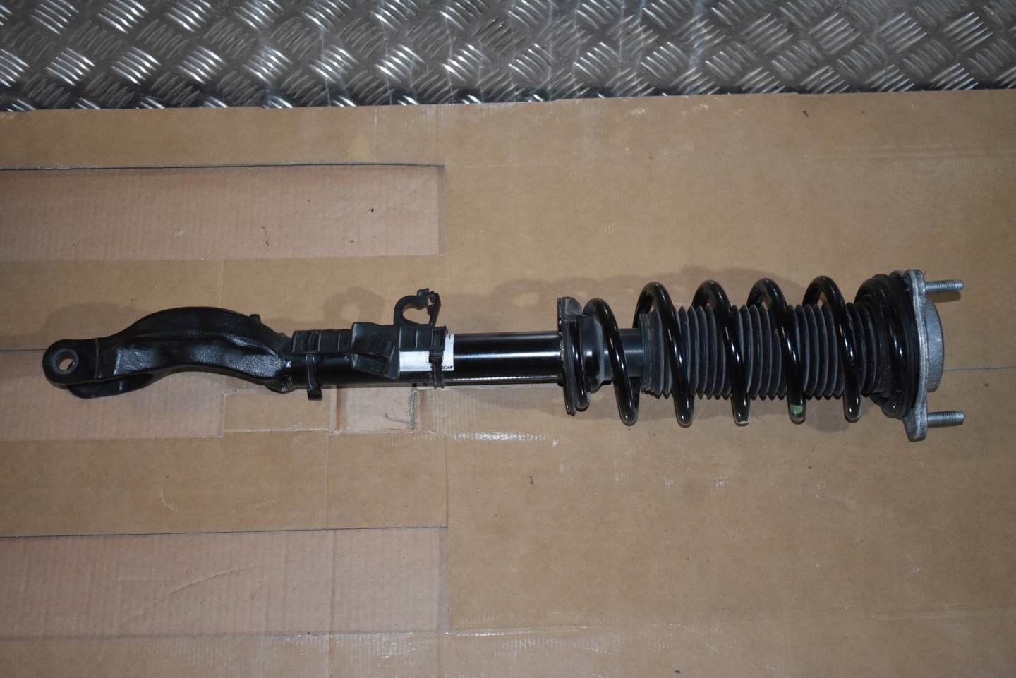 IDEALNY shock absorber front front right MERCEDES W206 4X4 1