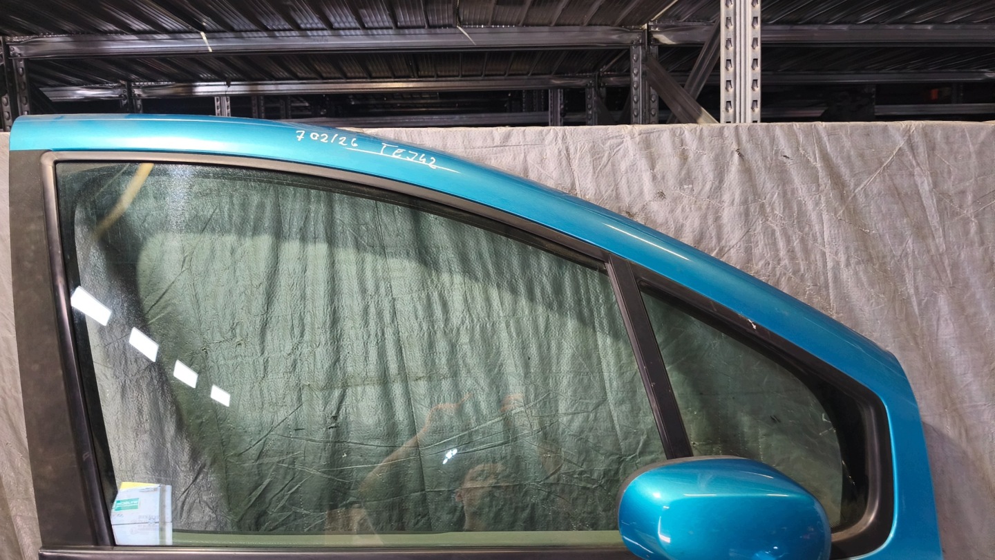 door right front RENAULT MODUS 2004r K: TEJ42