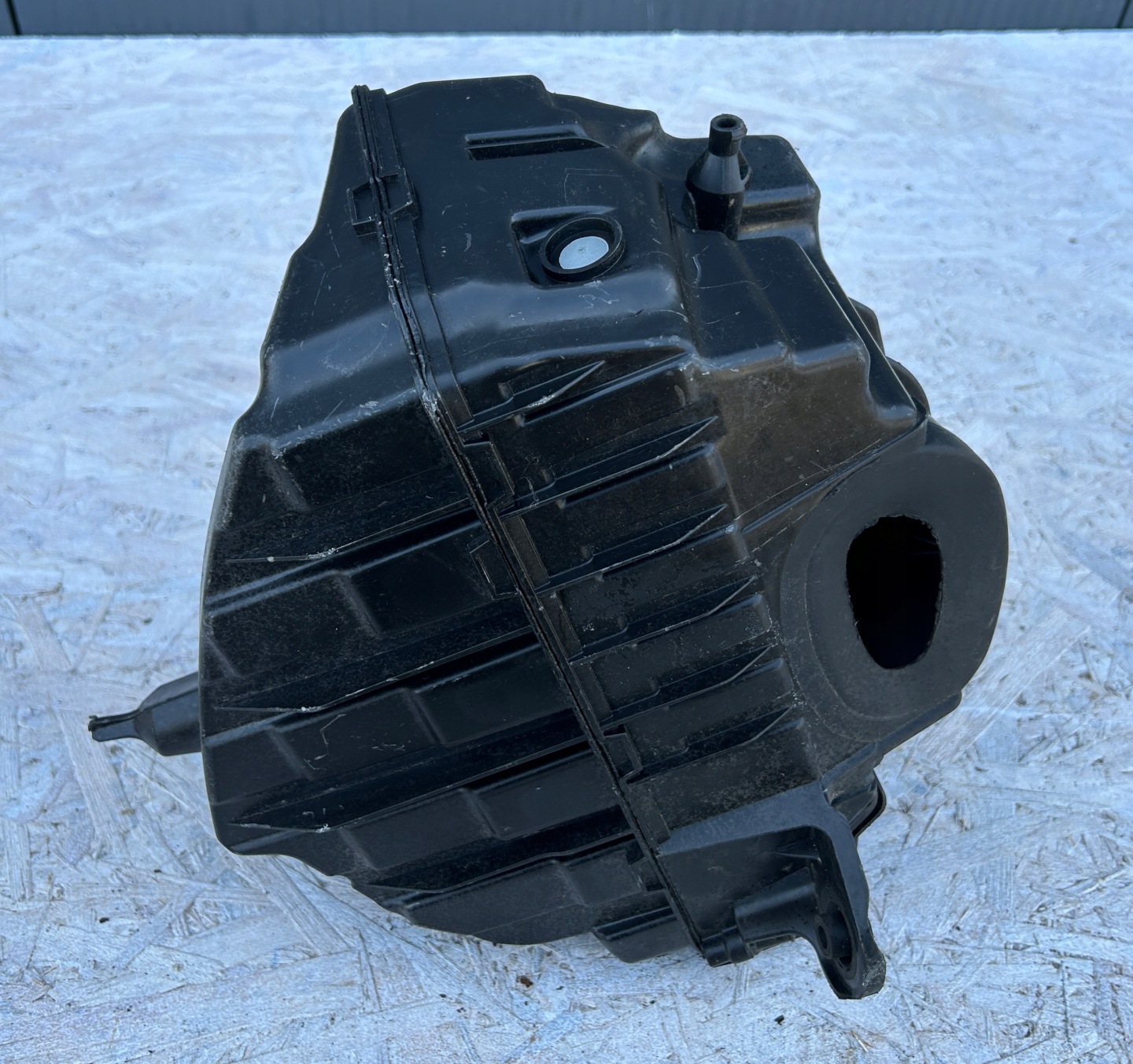 Gehäuse filter luft RENAULT MEGANE III 8200947663
