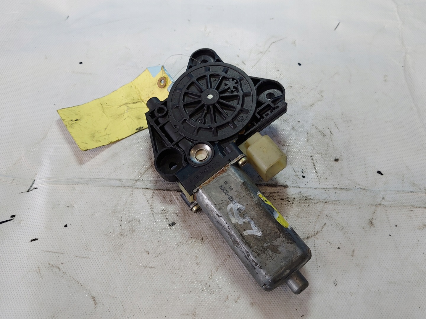 engine lifting windows MERCEDES W202 0130822008 left rear part