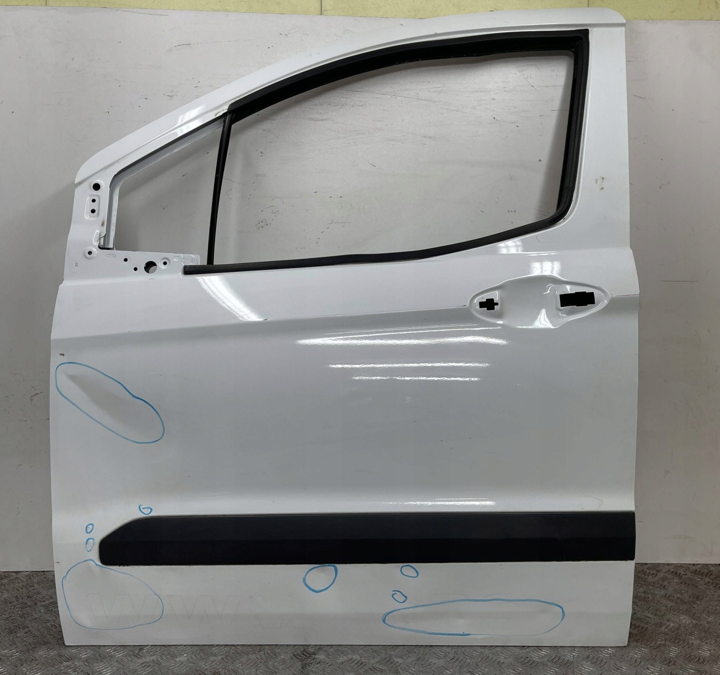 door front front left FORD TRANSIT COURIER 14
