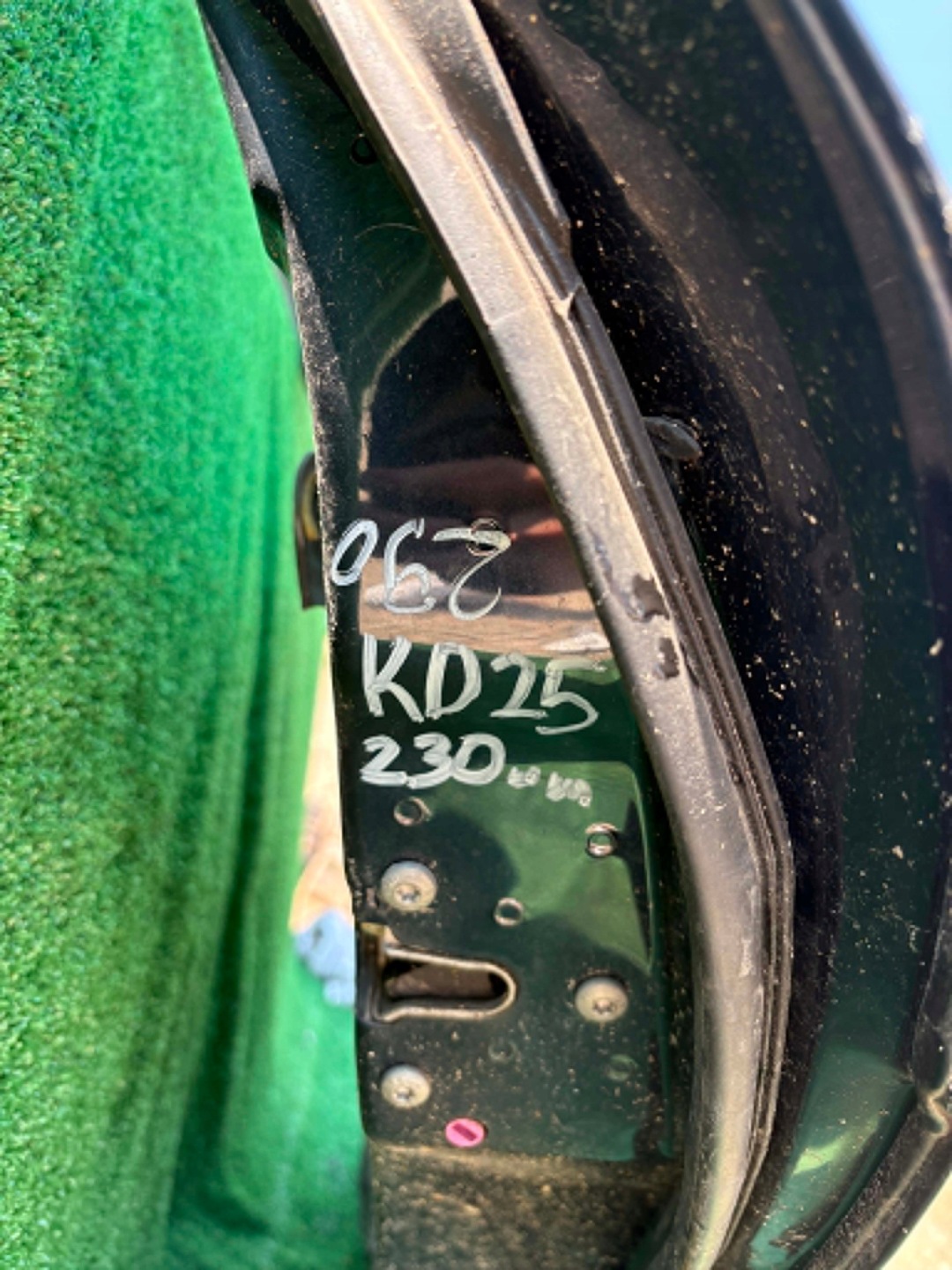 Tür heck rechts SAAB 95 9-5 98- Farbe 290 rechts heck
