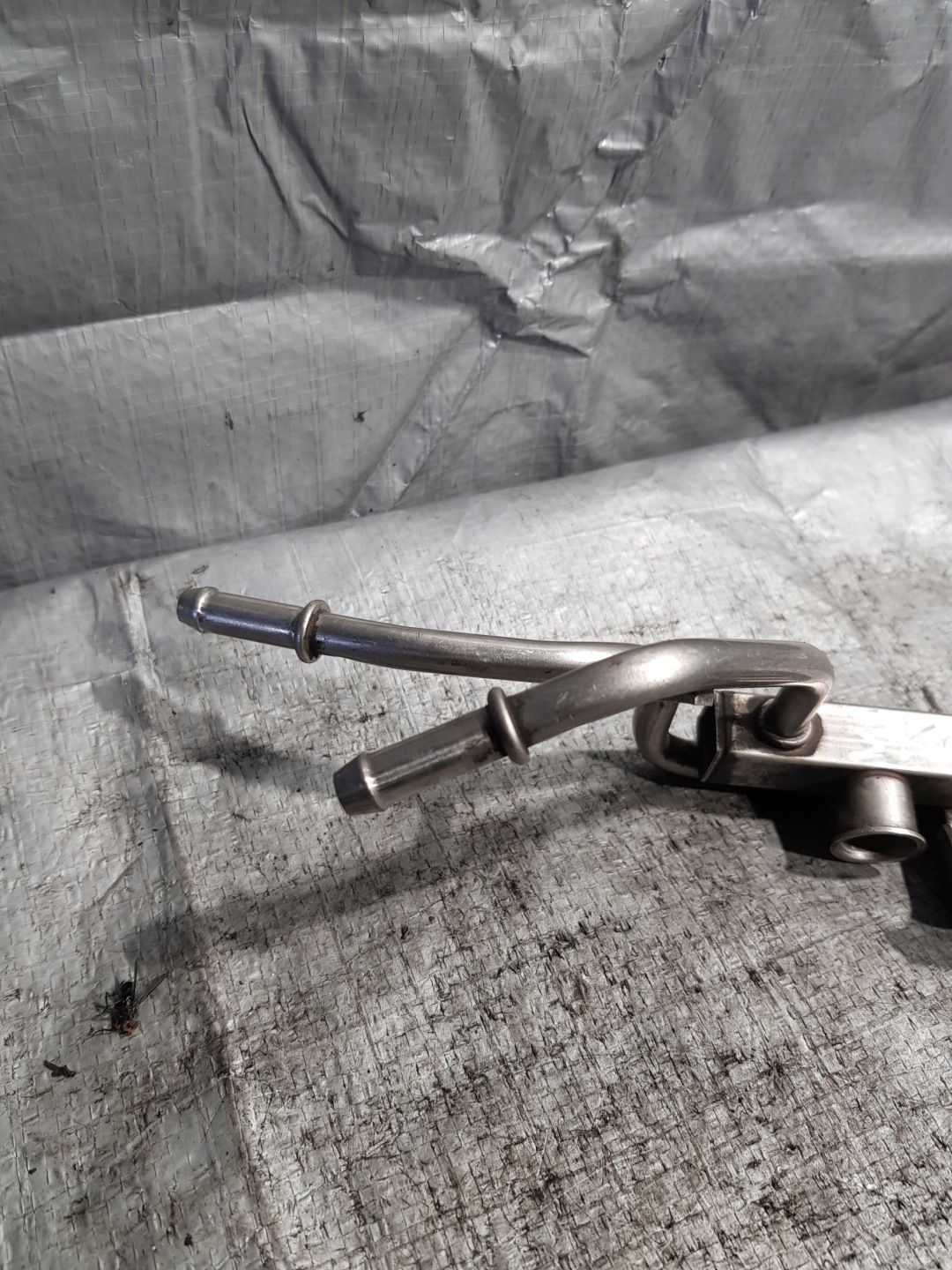 Rampe injection 06A90603ID SKODA OCTAVIA et 1.8